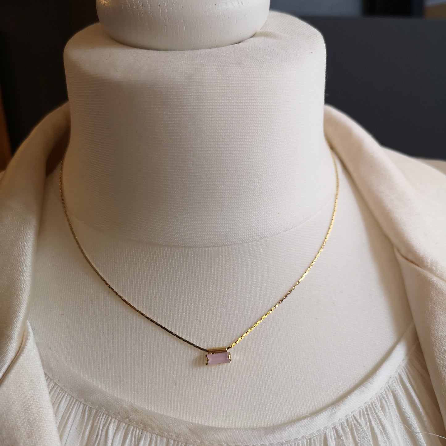 Adèle thin necklace with 3*7 mm crystal