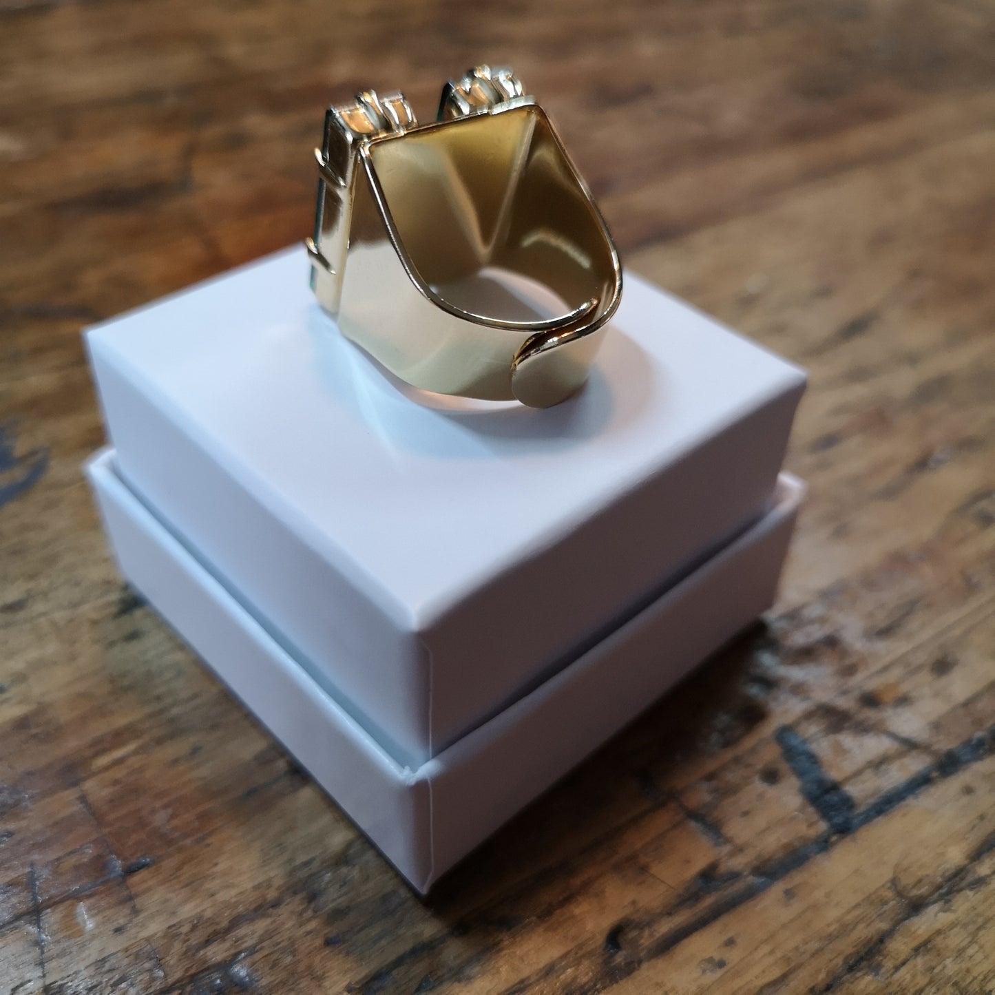 Petra 2 crystals ring