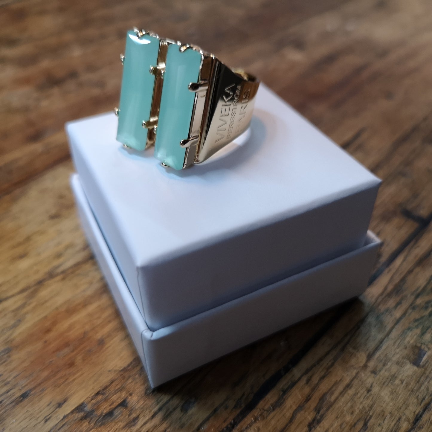 Petra 2 crystals ring