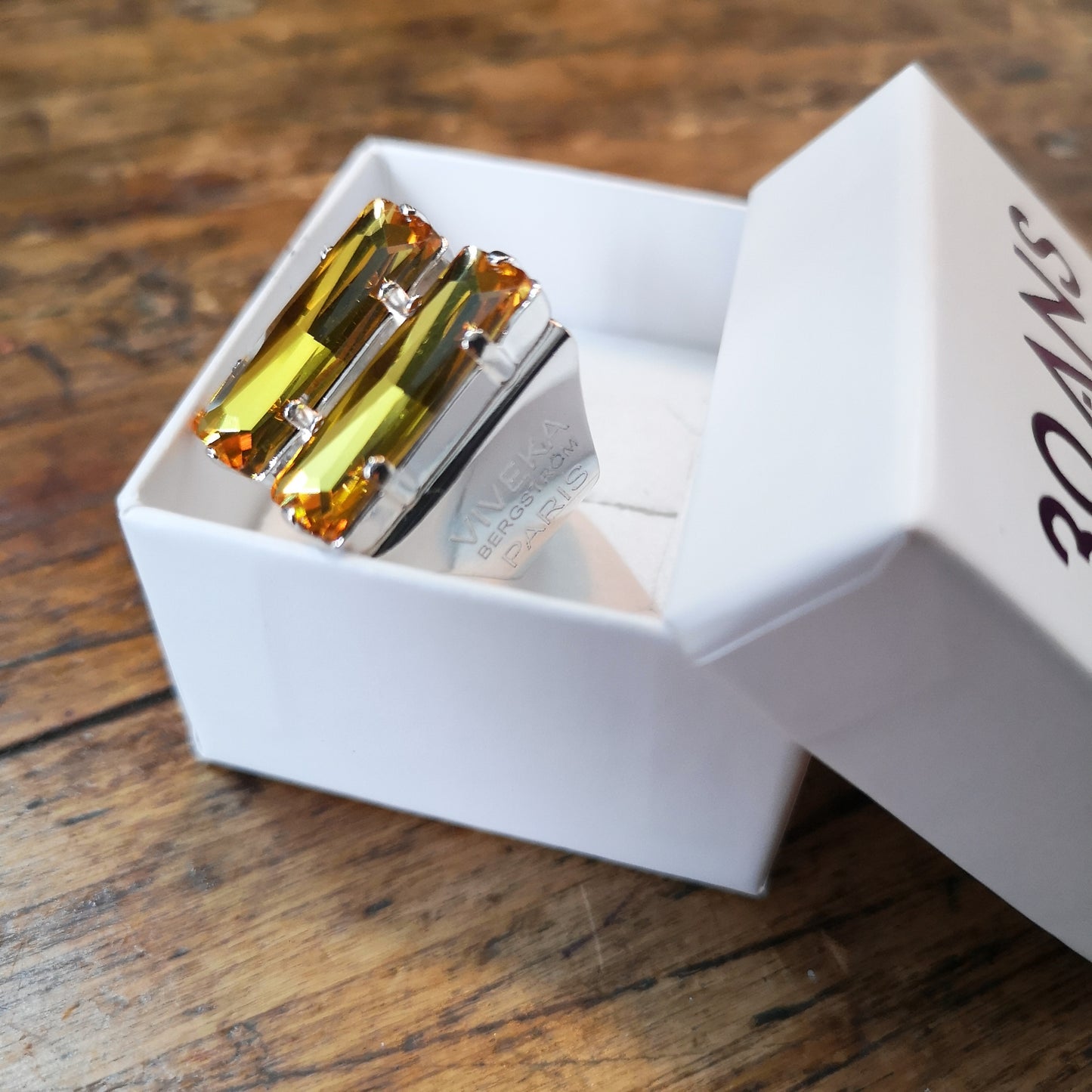 Petra 2 crystals ring