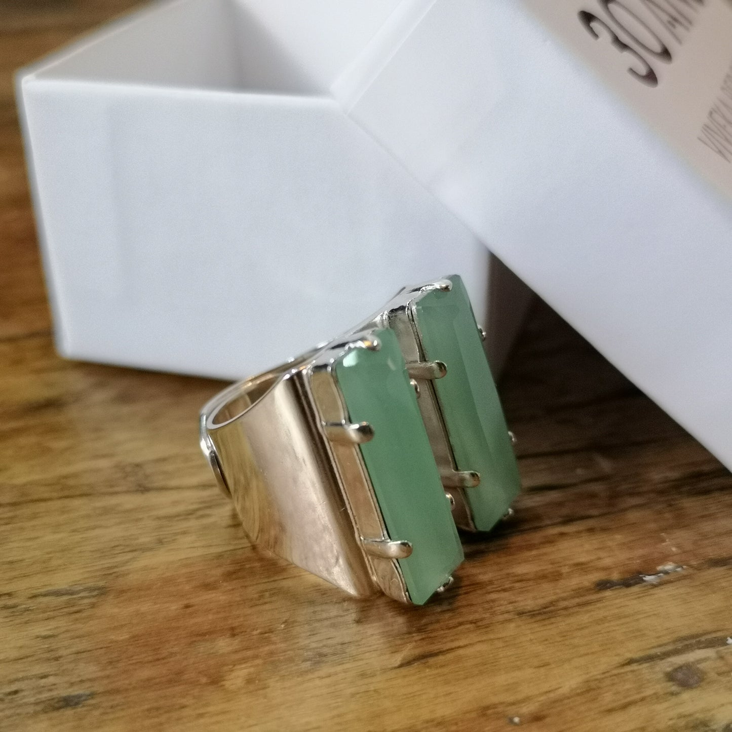 Petra 2 crystals ring