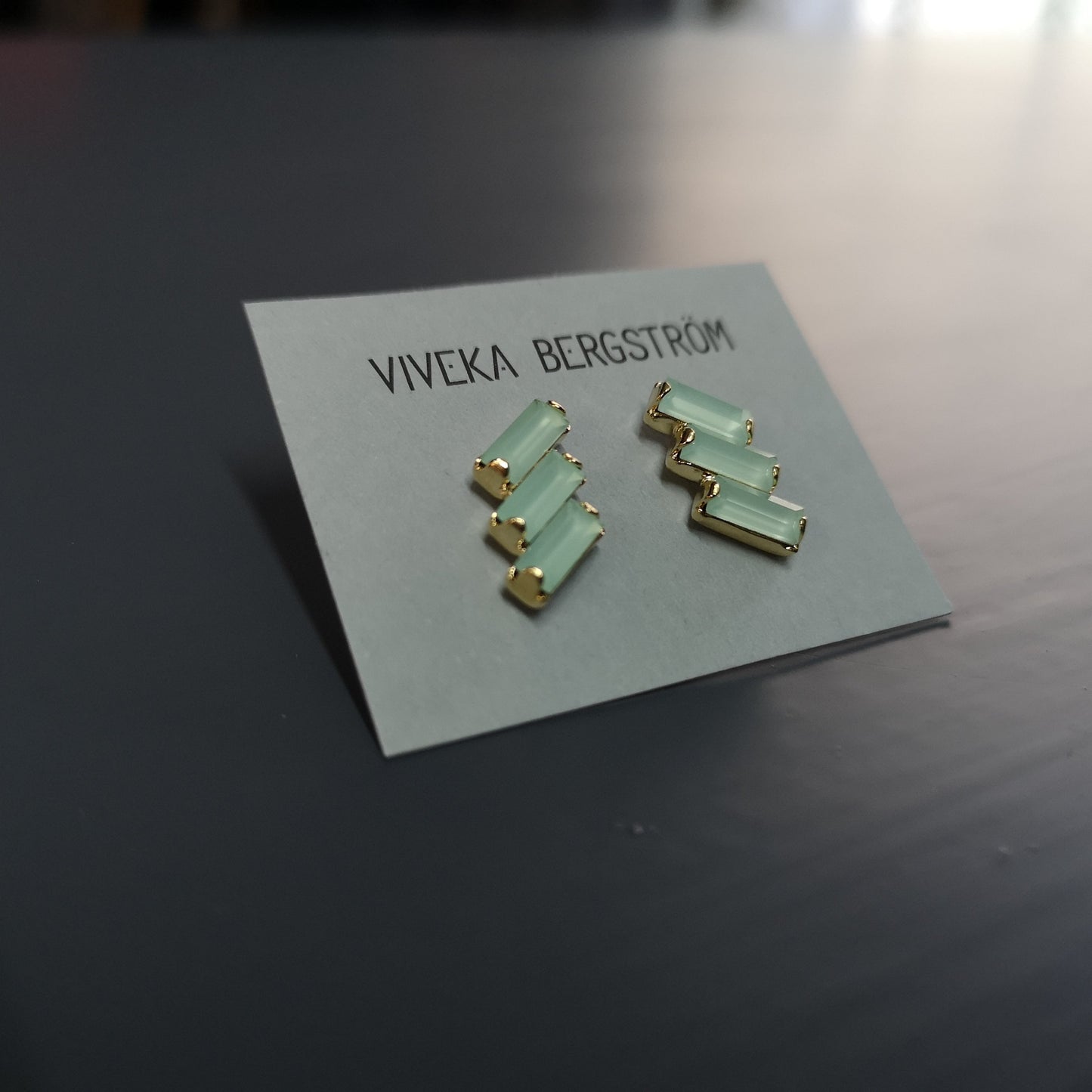 Tre Flingor, three 7*3 mm crystals