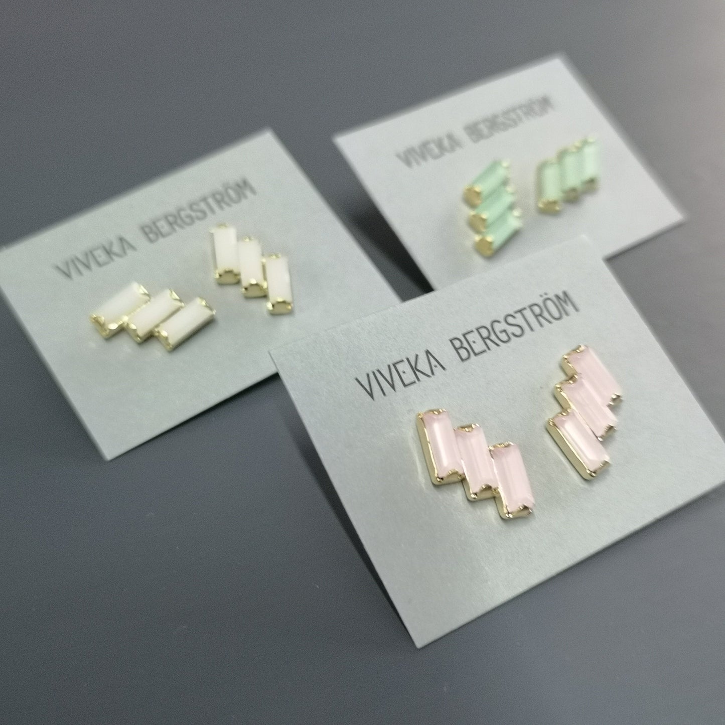 Tre Flingor, three 7*3 mm crystals