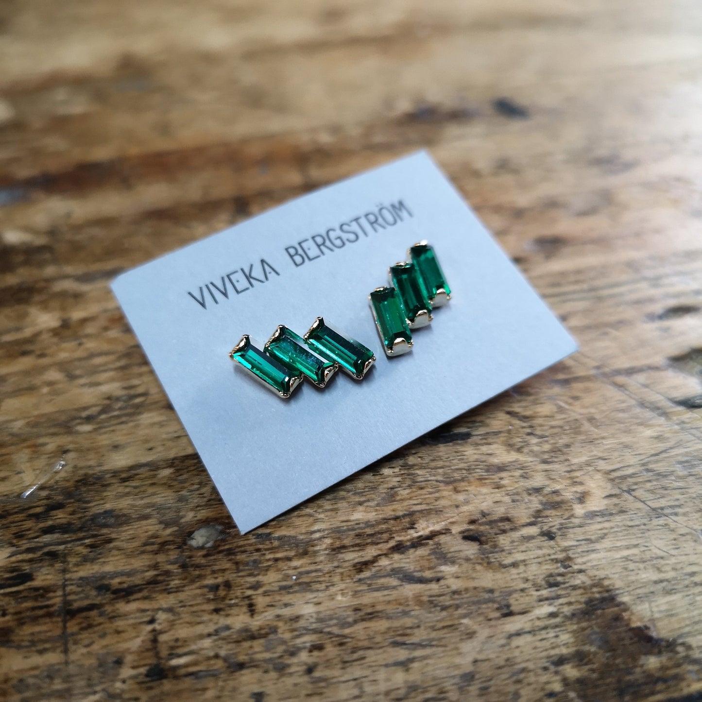 Tre Flingor, three 7*3 mm crystals