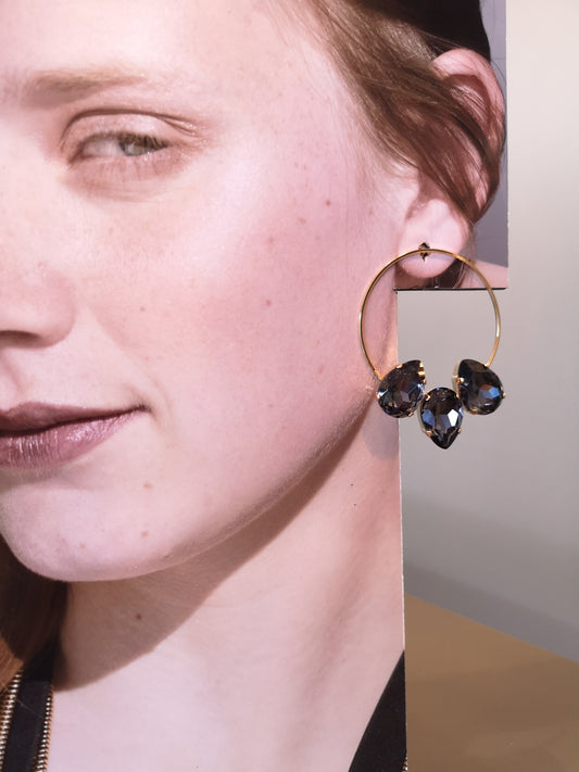 Livia earrings with 3 classic crystals