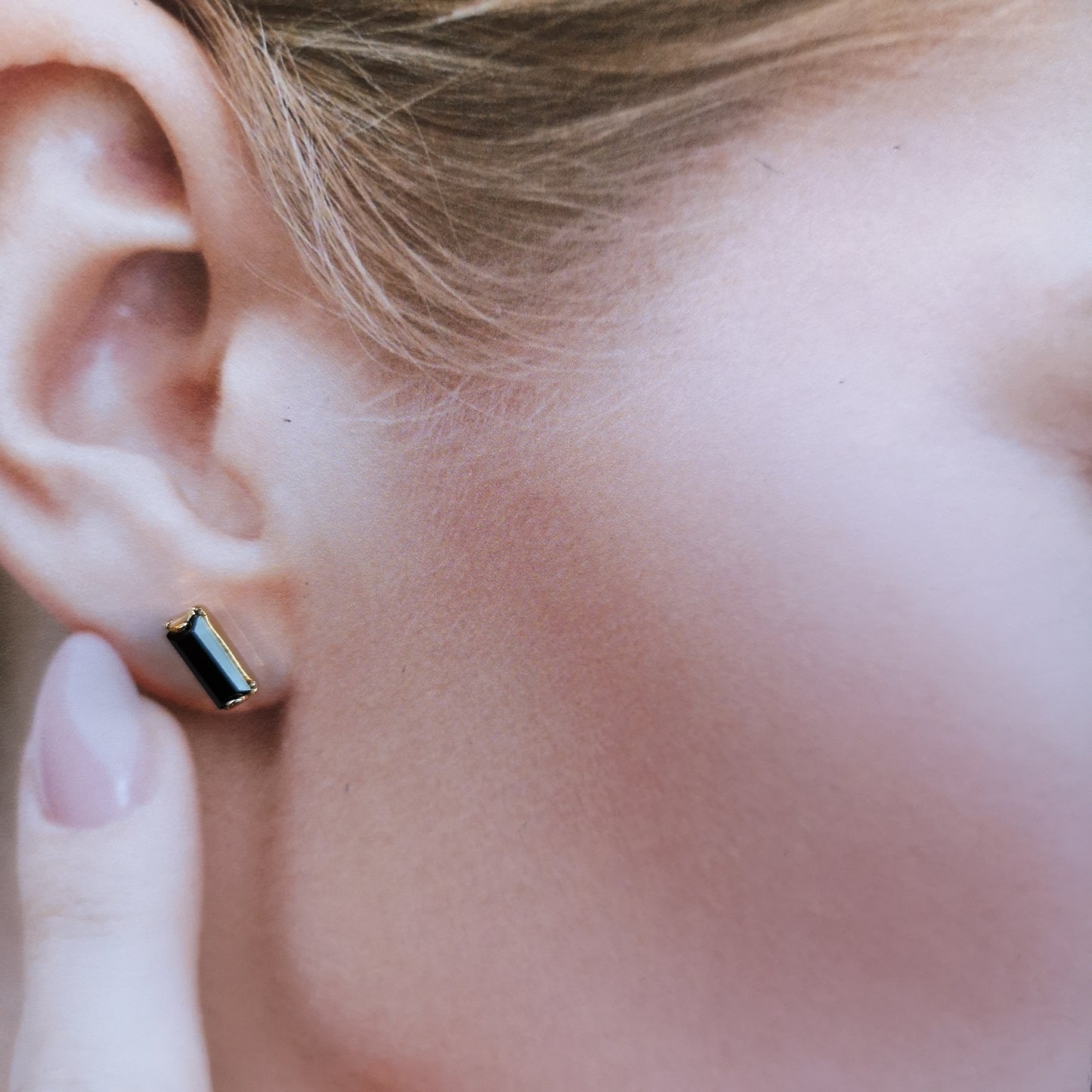 Flingan, 7*3 mm crystal earrings