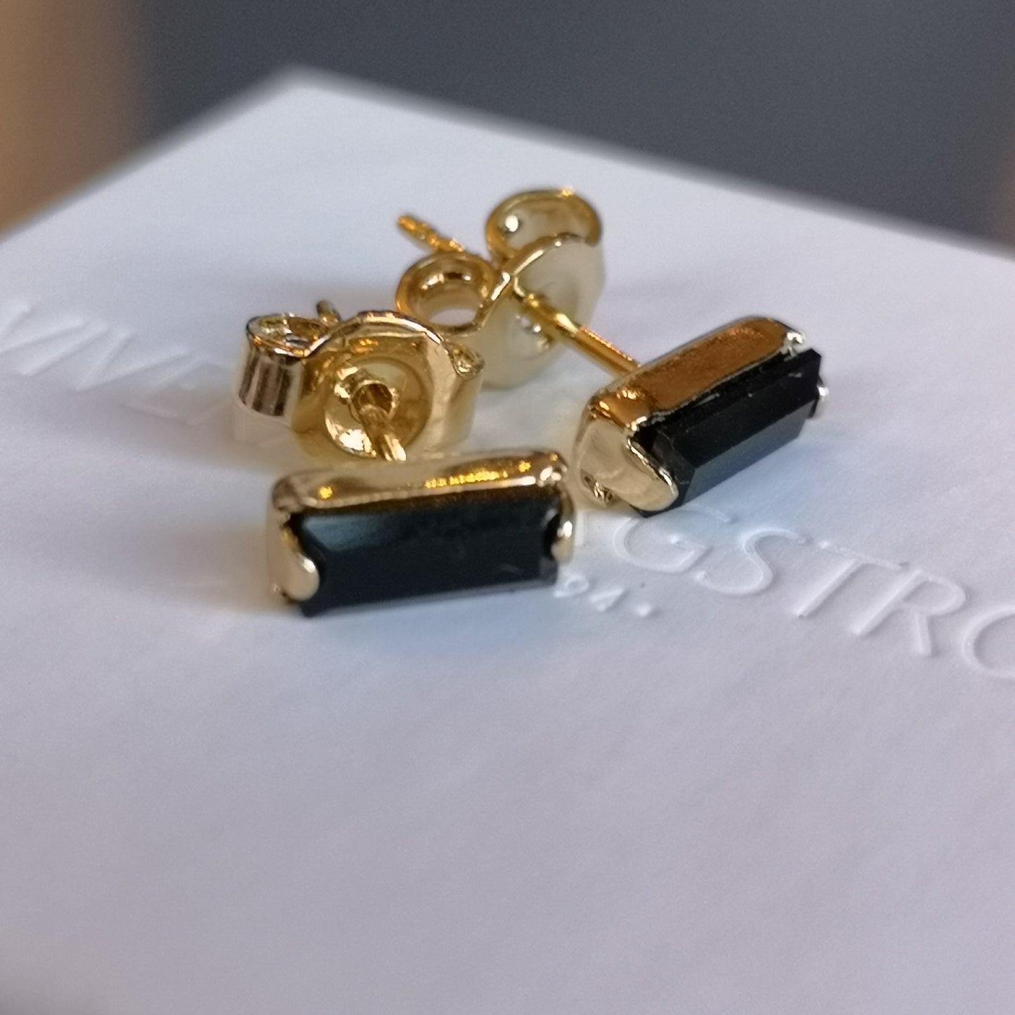 Flingan, 7*3 mm crystal earrings