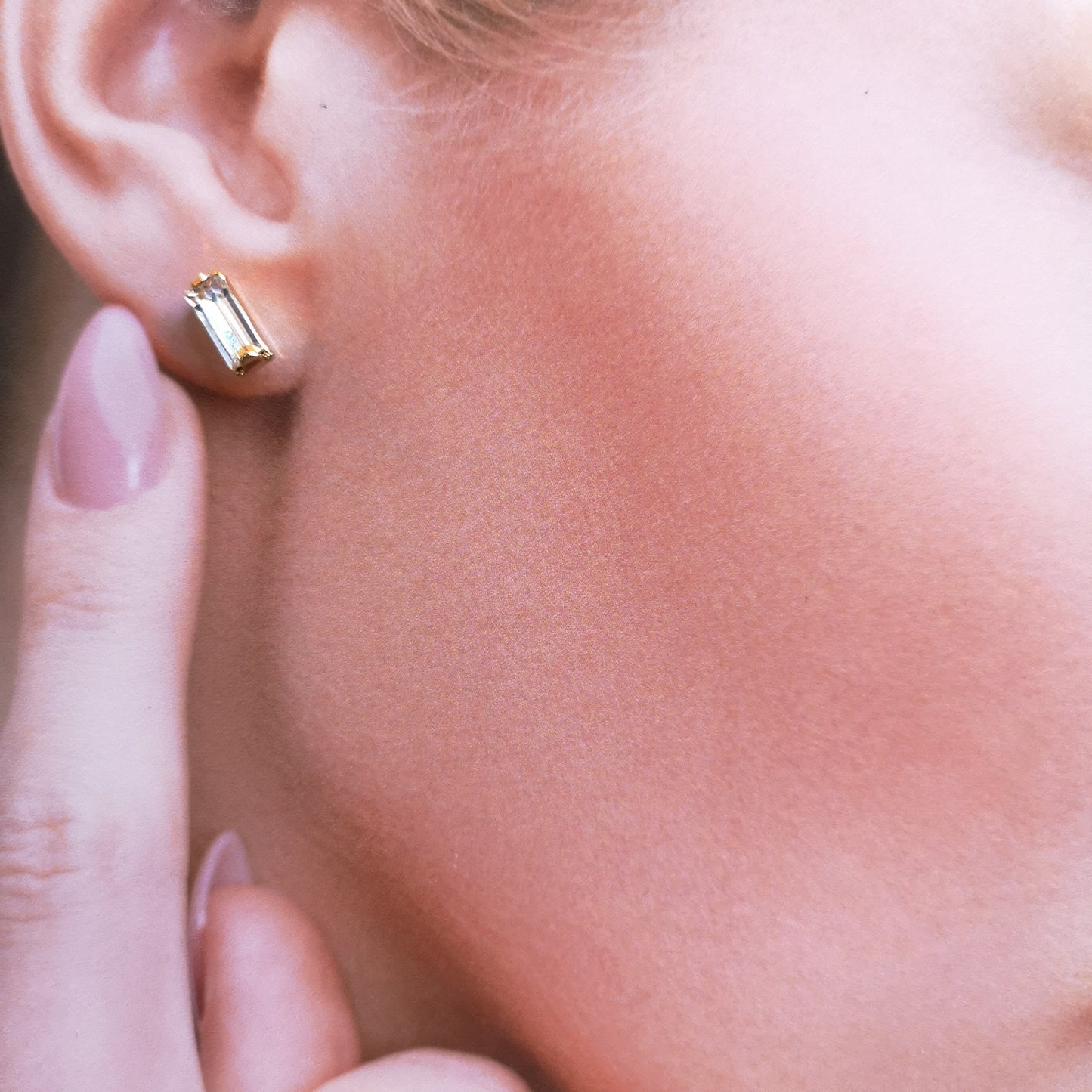 Flingan, 7*3 mm crystal earrings