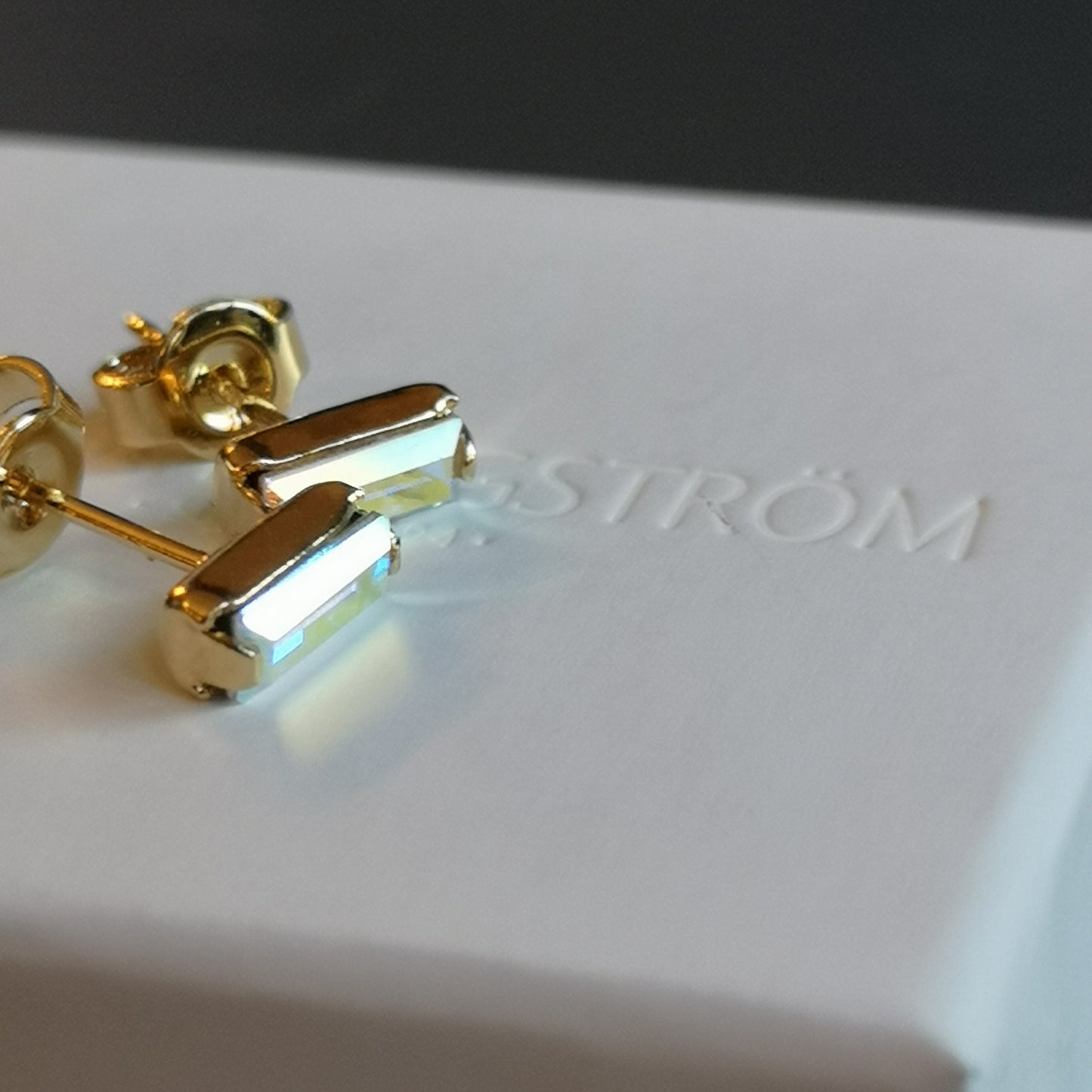 Flingan, 7*3 mm crystal earrings