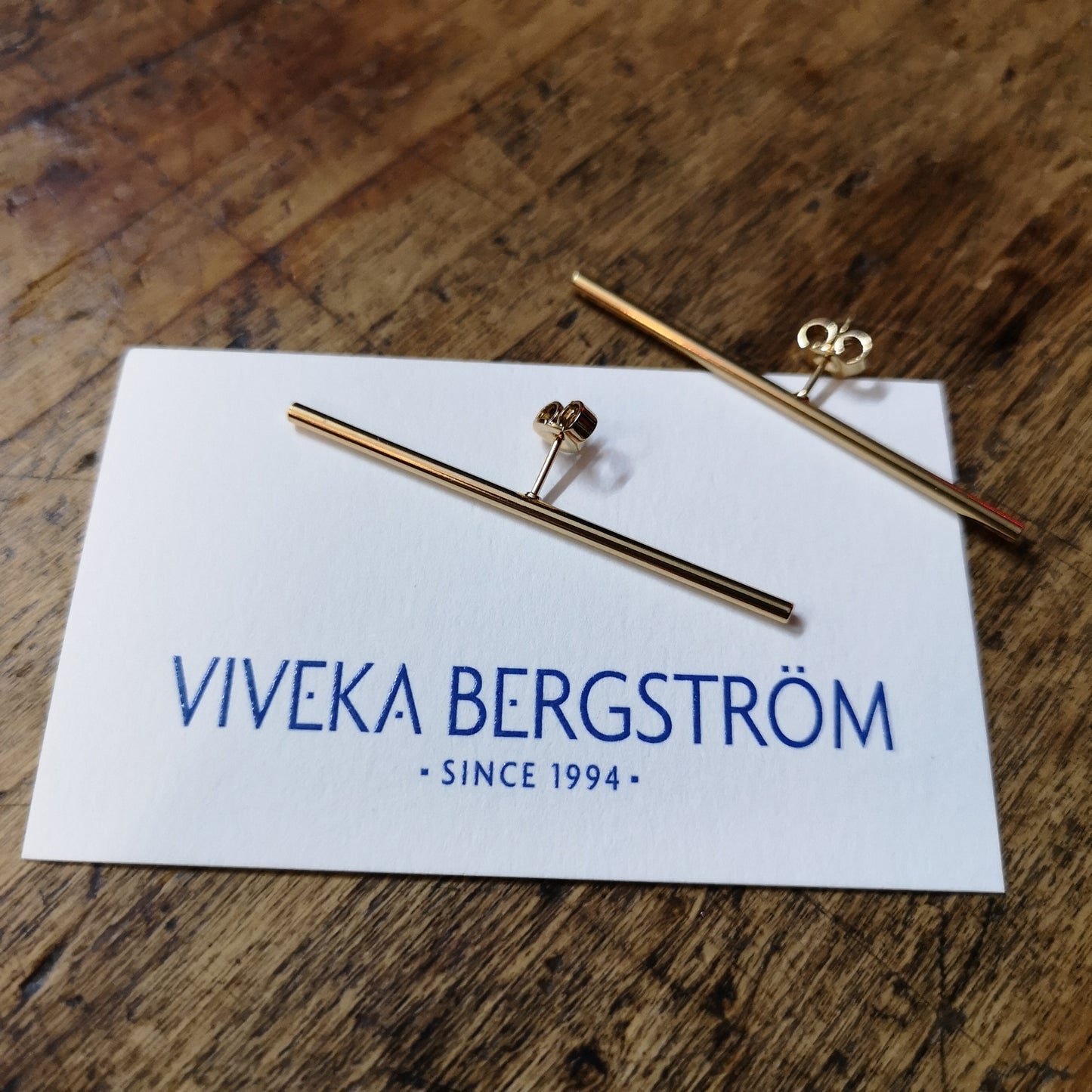 Lillnålen, 50 mm stick earrings